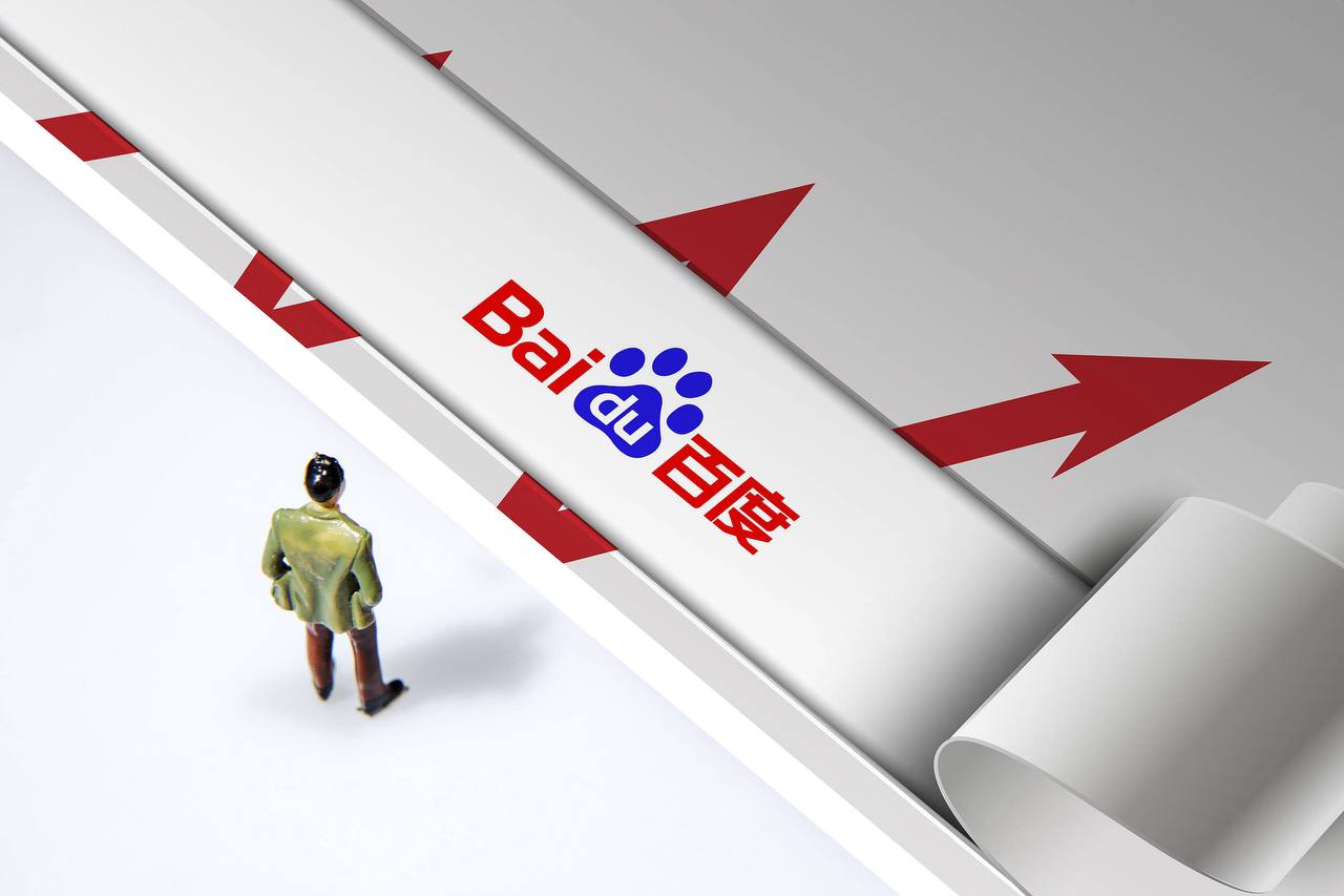 网信彩票在线登录官方网站女子用筋膜枪按摩眼睛突发白内障